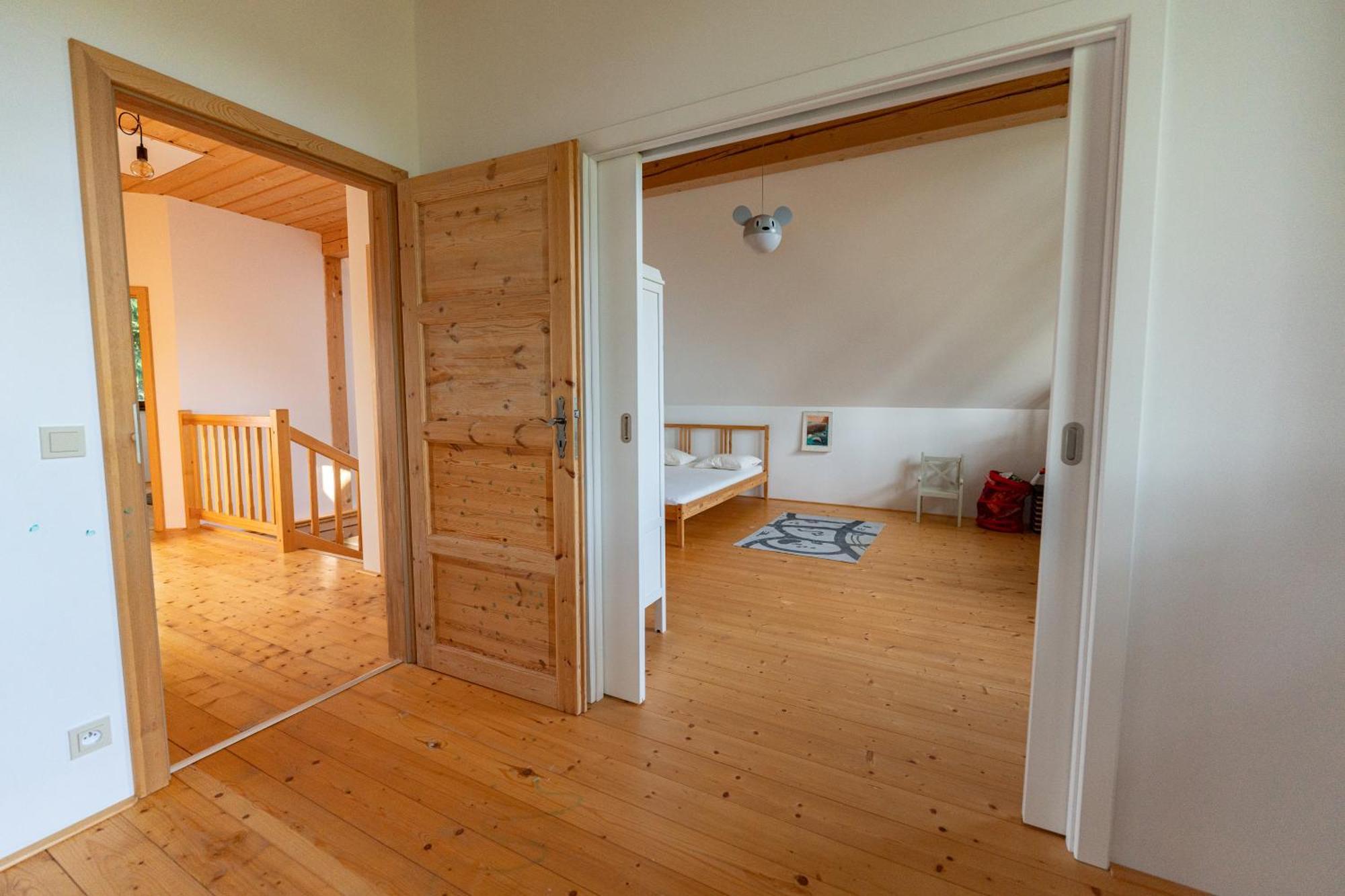 Moderni Sumavska Roubenka S Vyhledem Na Boubin Villa Vimperk Exteriör bild